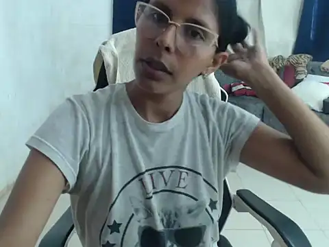 CashFlow_Lady webcam