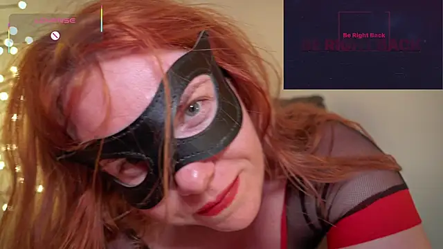 GingerAleMILF webcam