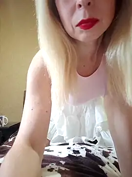 SelinaLovqx webcam