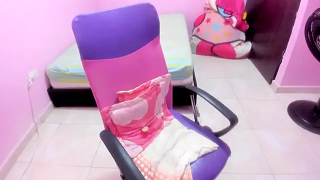 sra_boobs webcam