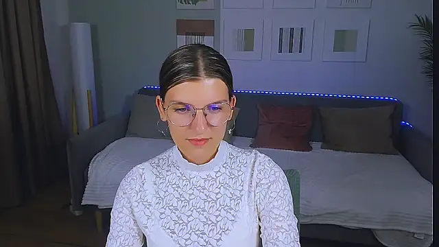 AnnaThorne webcam