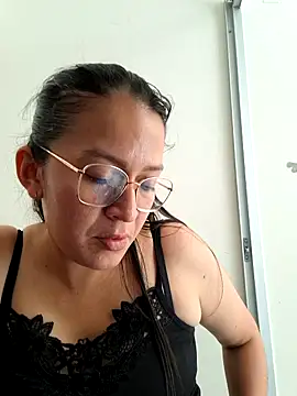 Dr_Edna_naughty webcam