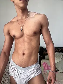 RickyEbony webcam