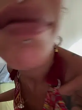 lalla_amani - Lalla_Amani's free webcam - UK Sex Cams