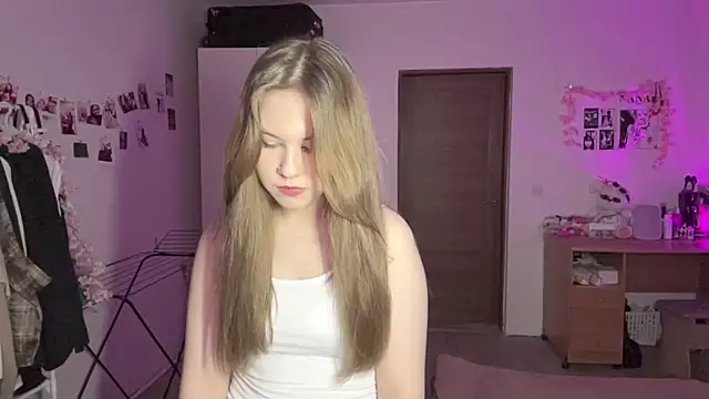 NyelleSpir webcam