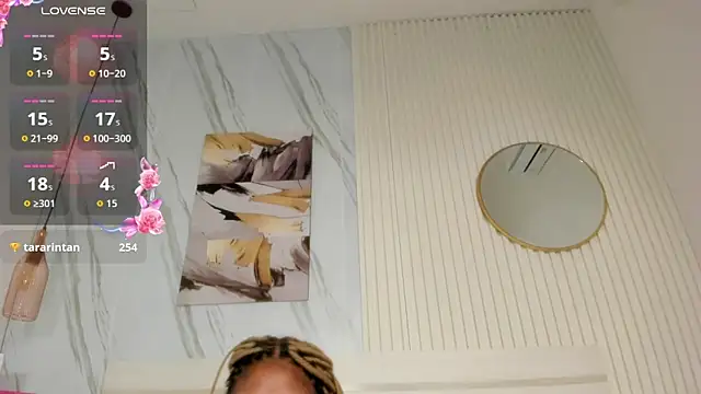 Afro_Luna webcam