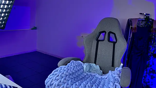 Kumiho_7777 webcam