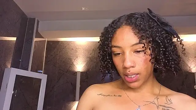 Violeth_b webcam