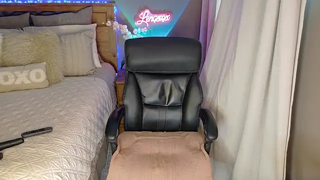 Lenaxox