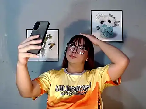 Asianblk_barbiedoll webcam