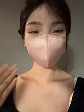gougou13 live sex cam