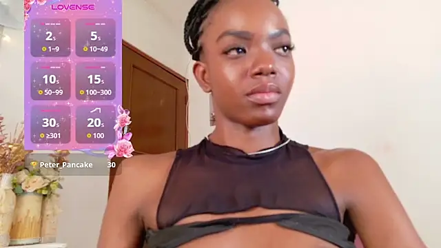 Riri_Blonde10 webcam