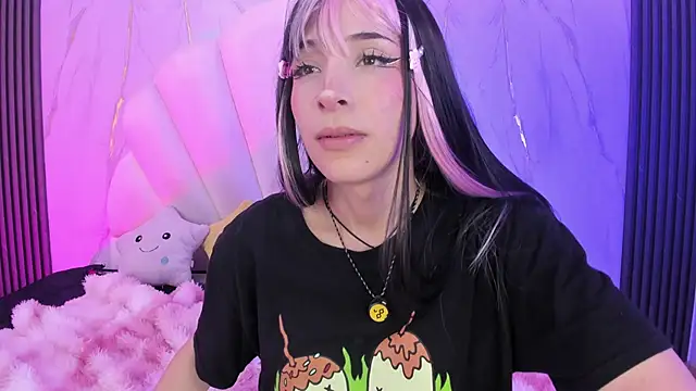 AliiceWonderland_ webcam