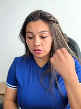 LIZ-06_ webcam
