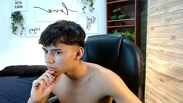 Ryan_grayx webcam