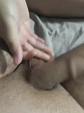 MadaamJizz_DickLewd webcam