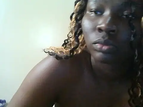 roziebeauty webcam