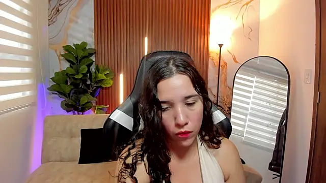Ela_Maxwell_ webcam