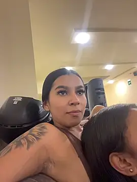 AlyssaRay webcam