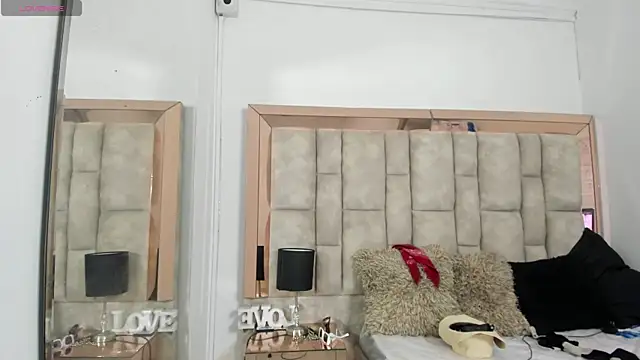 Titan_Moreno_ webcam