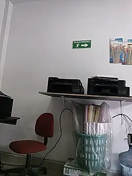 Violeta-Stationery_7 webcam