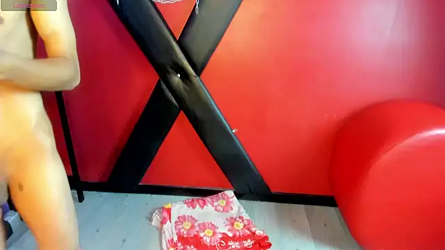 Secret_Pleassure webcam