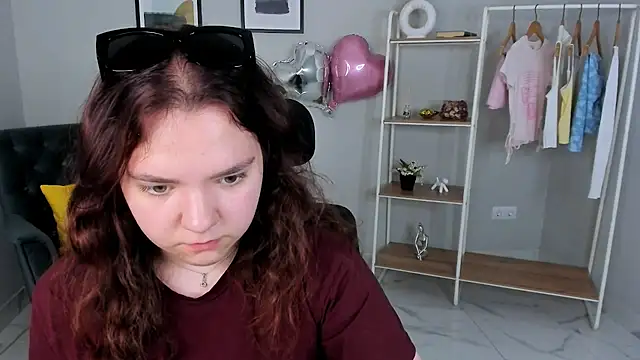 Angela_Adams_ webcam