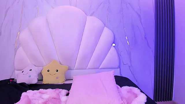AliiceWonderland_ webcam