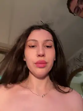 LushLuna webcam