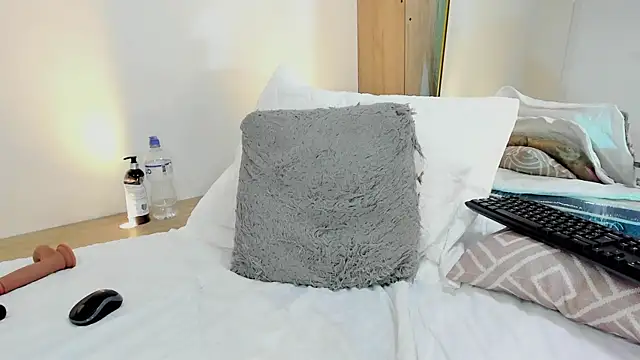 adhitii webcam