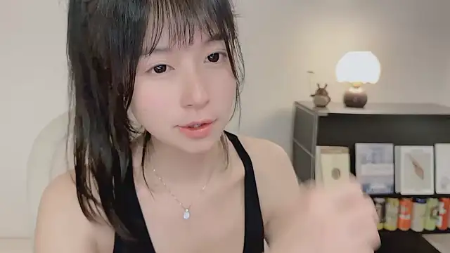 Onechestnut webcam