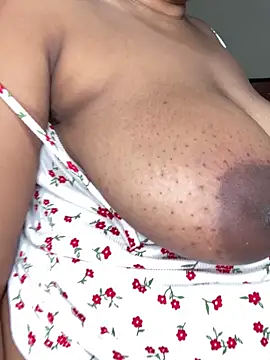 ThickBoityAlison_ webcam