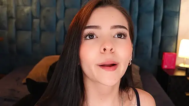 NicoleeNash webcam