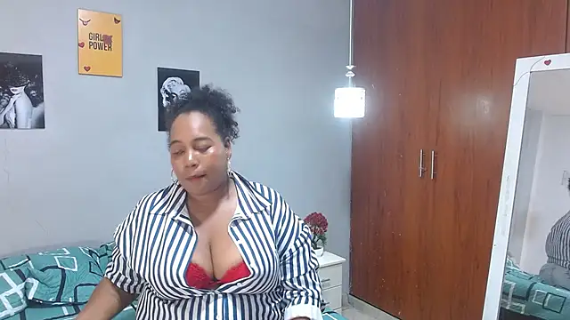 amaranthajhones_42 webcam