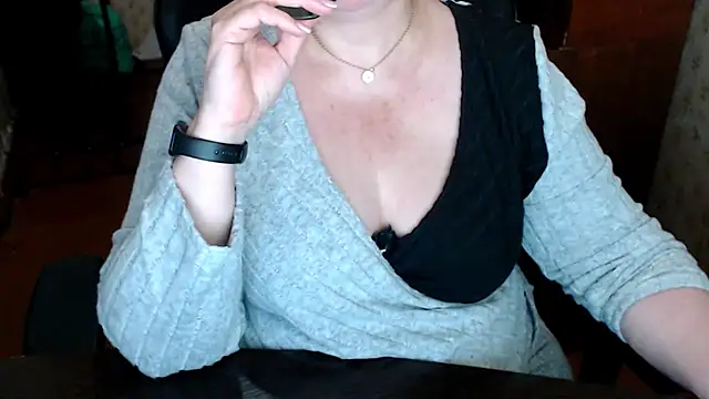 AlisaHot55 webcam