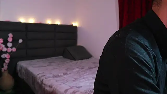 kathieandpovcock1 live sex cam