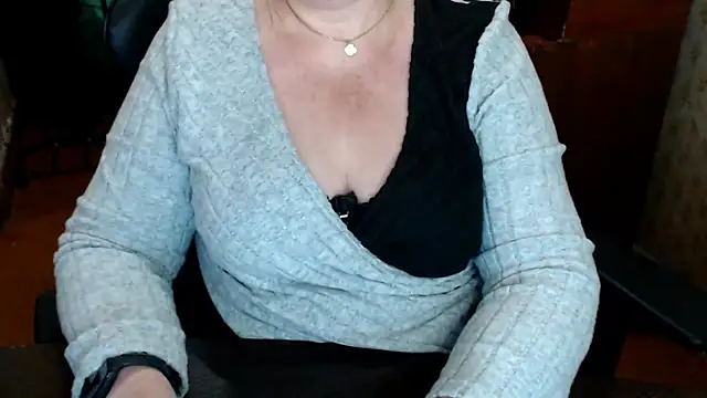 AlisaHot55 webcam
