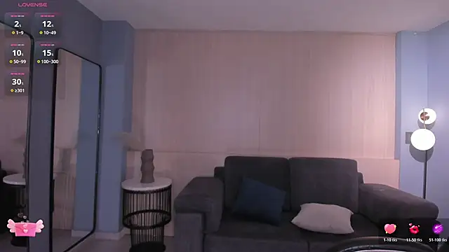 ArianaDumont webcam