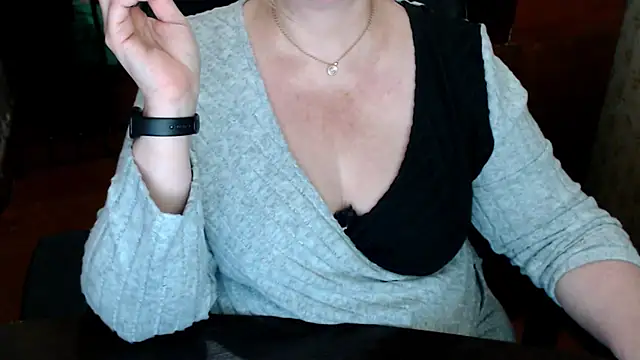 AlisaHot55 webcam
