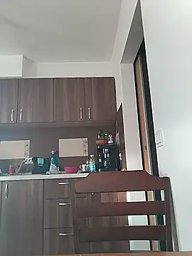 EmmaKrosss live sex cam