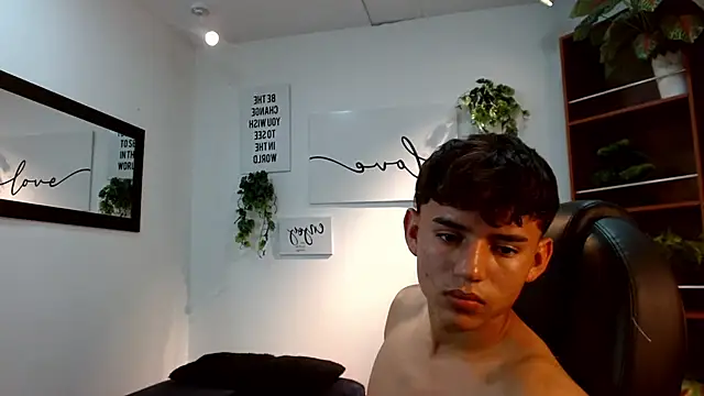 Ryan_grayx webcam