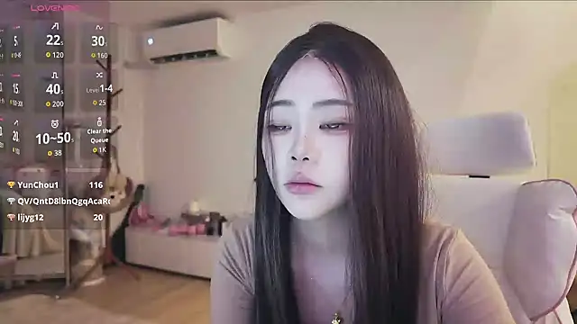 Jolie-22 webcam