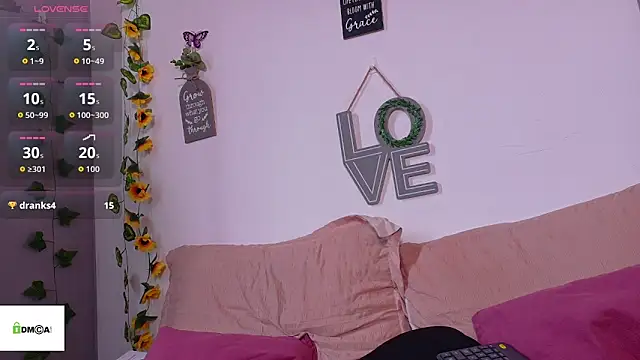 emiily_curly webcam