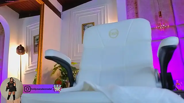 AlessiaLondon webcam