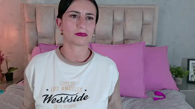 Megan_fenix webcam