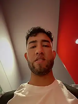 liam_bronw webcam