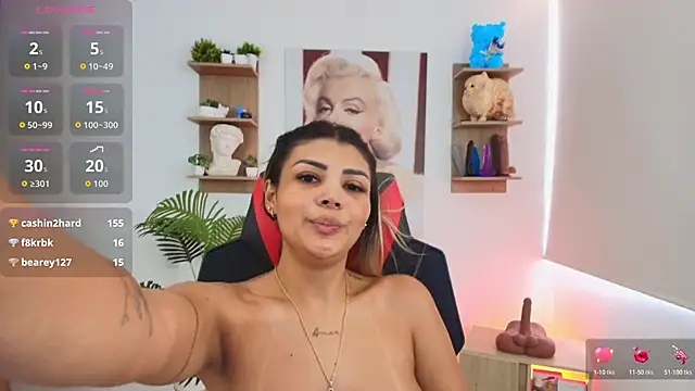 SALOOMEE__ webcam