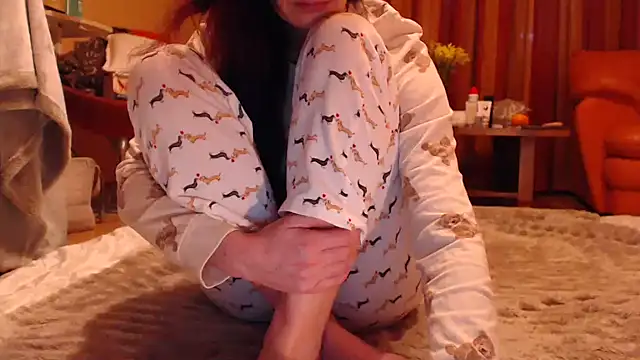 LovelyAndraGirl webcam
