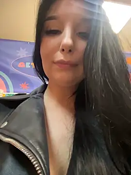 Tisha_Busty webcam