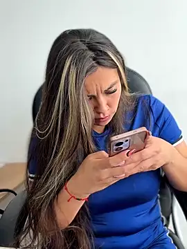 LIZ-06_ webcam